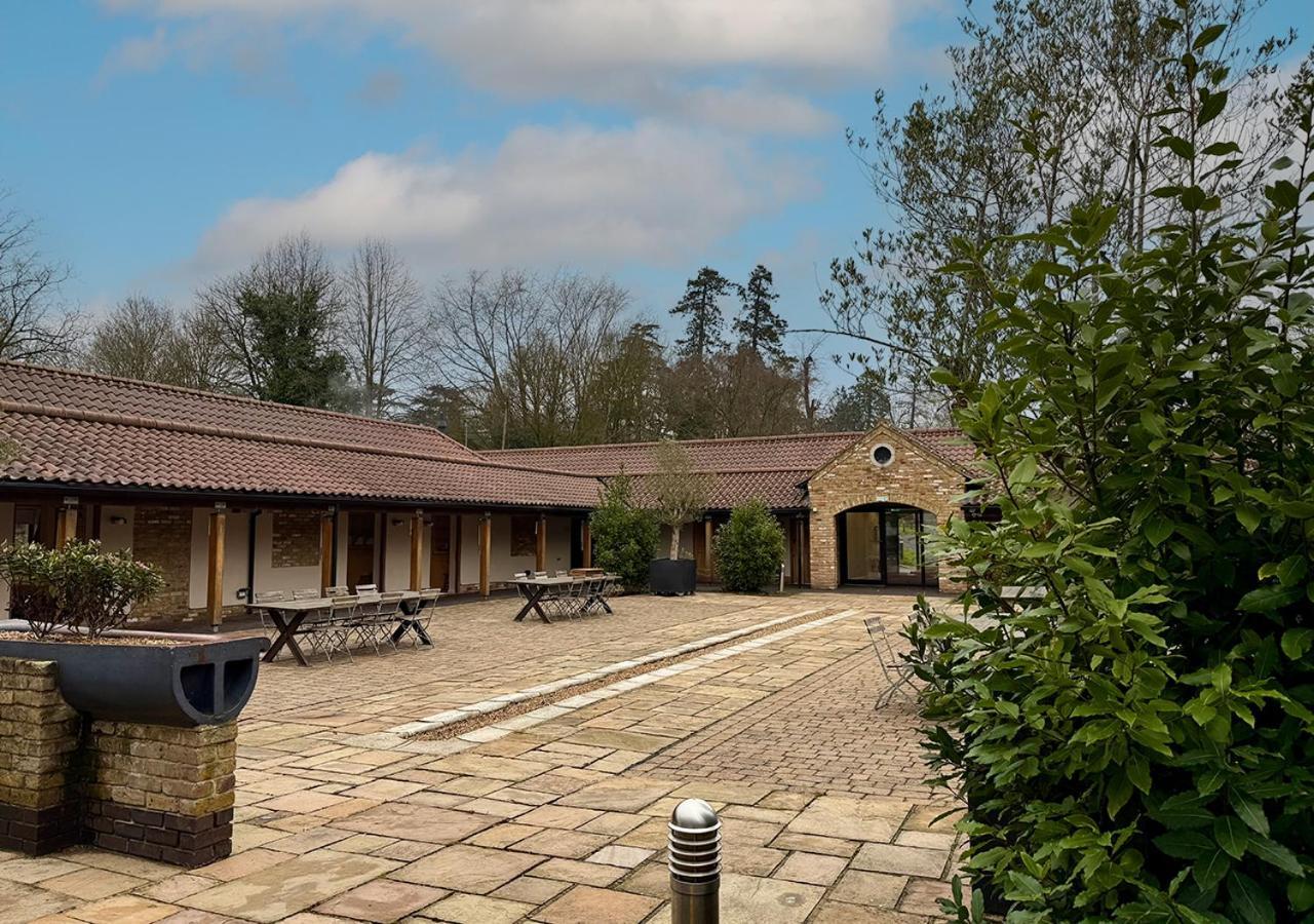 The Ridings At Theobalds Park Hotel Goff's Oak Kültér fotó